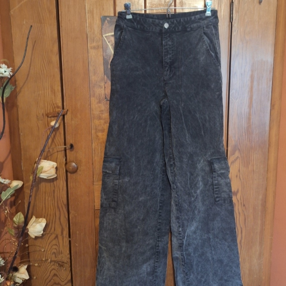 Black Cargo Pants